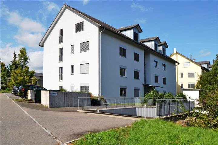 3 ½ pièces appartement au dernier étage, photo 1 sur 7
