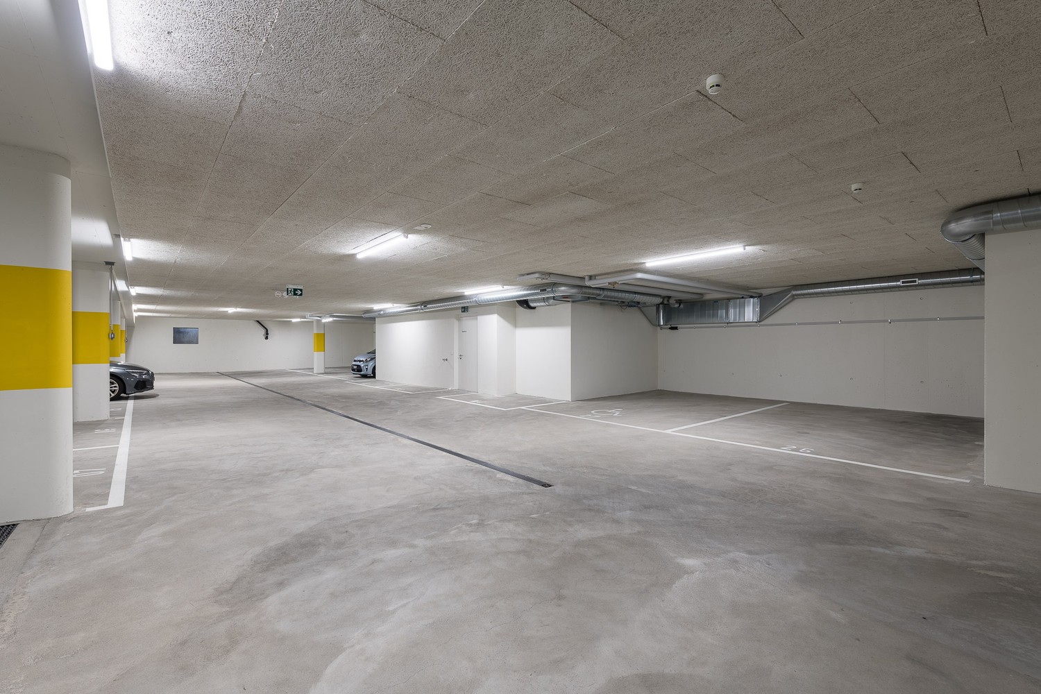 Place de stationnement couvert pour motos