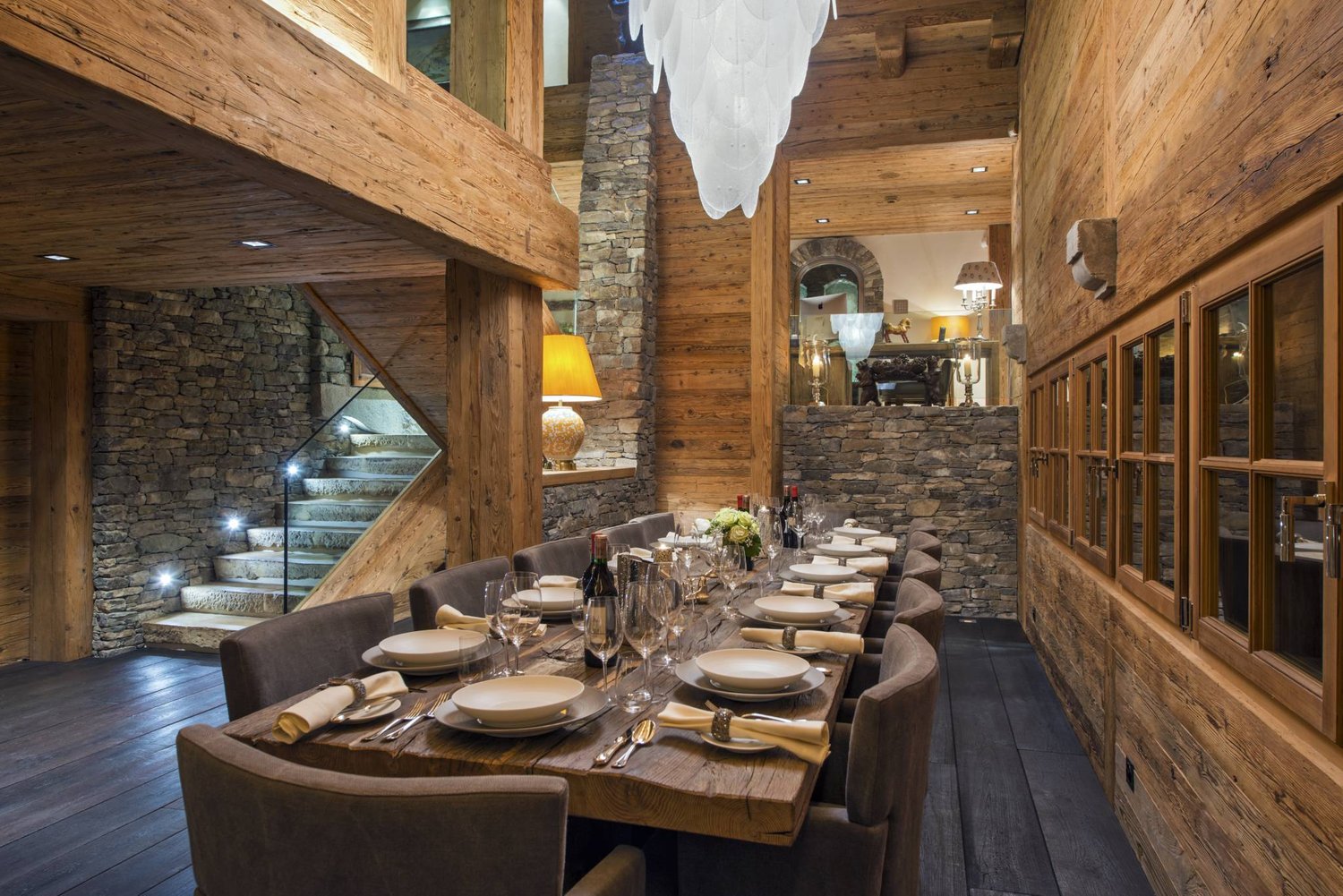 7 rooms chalet, photo 1 sur 8