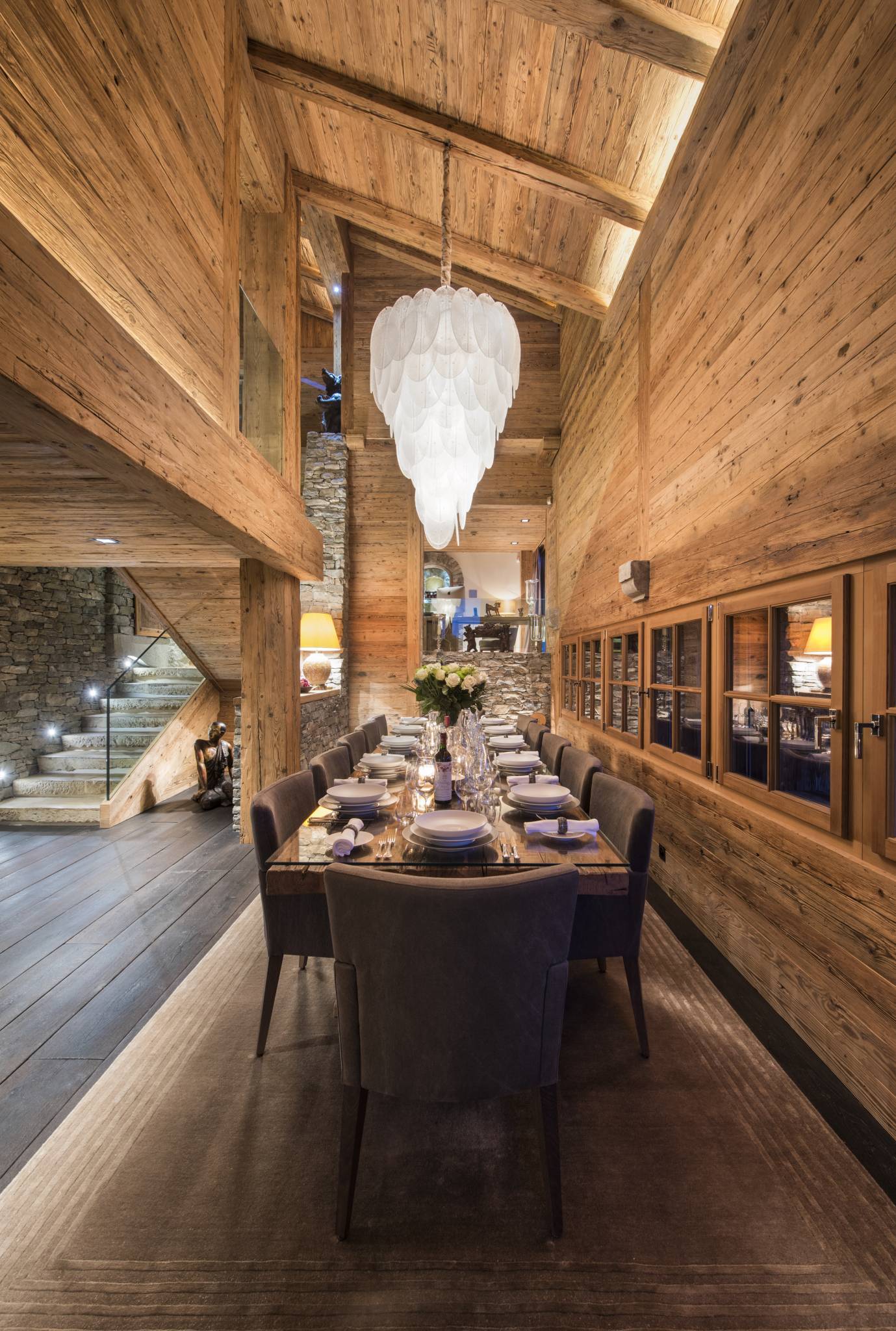 7 rooms chalet, photo 3 sur 8