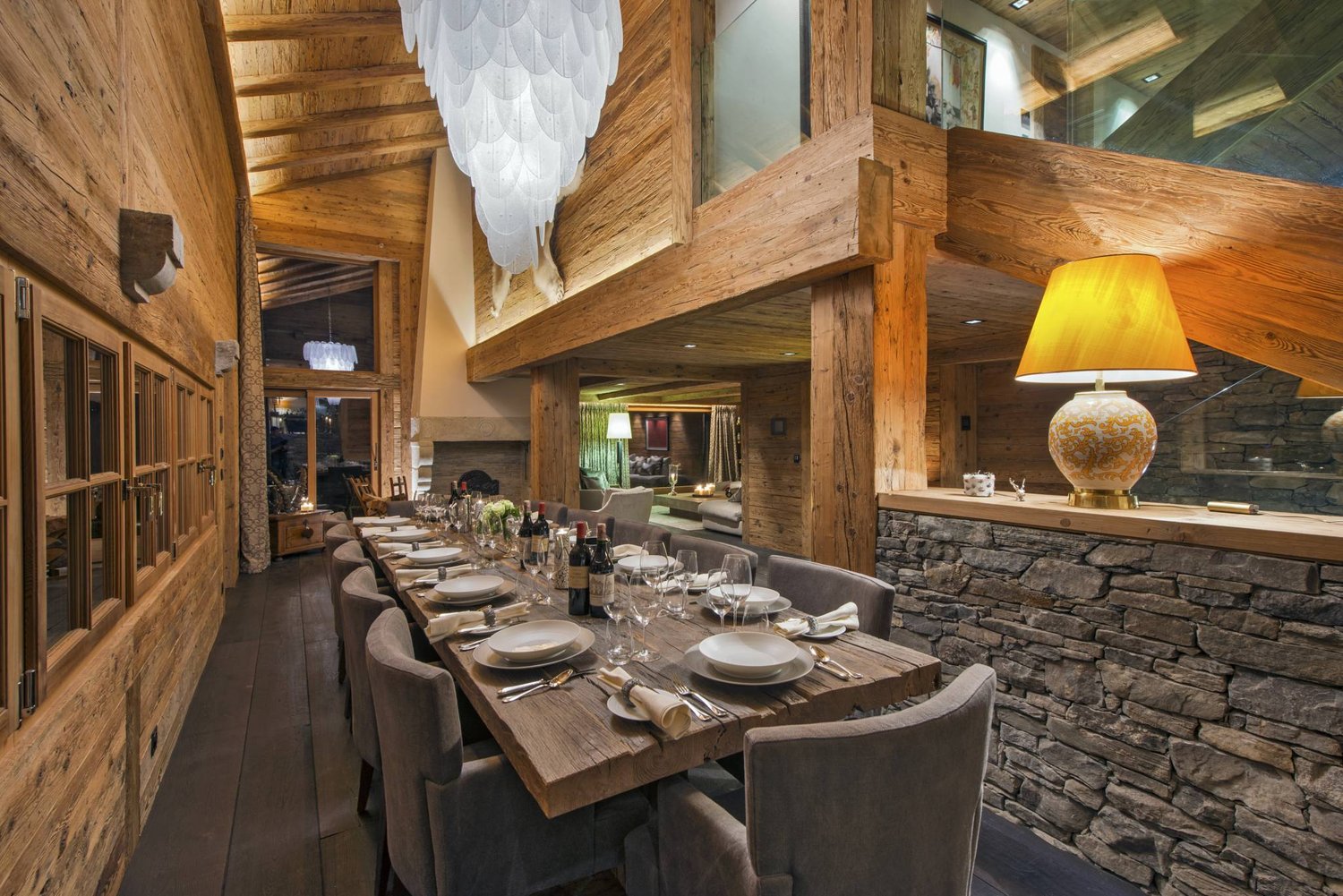 7 rooms chalet, photo 2 sur 8