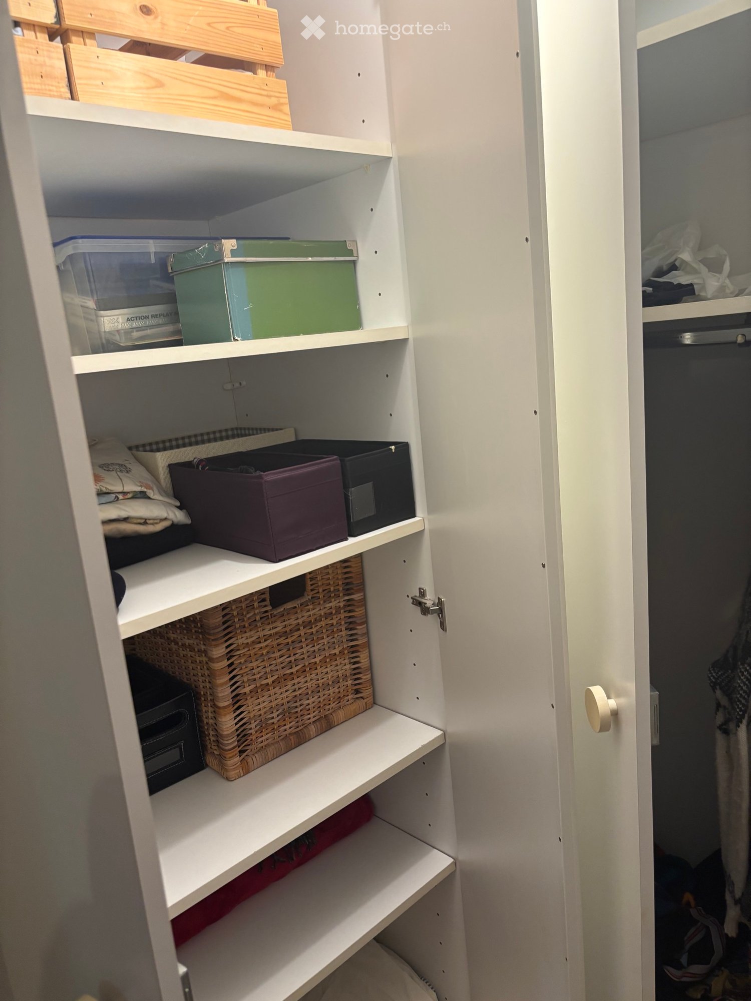 1 room single room