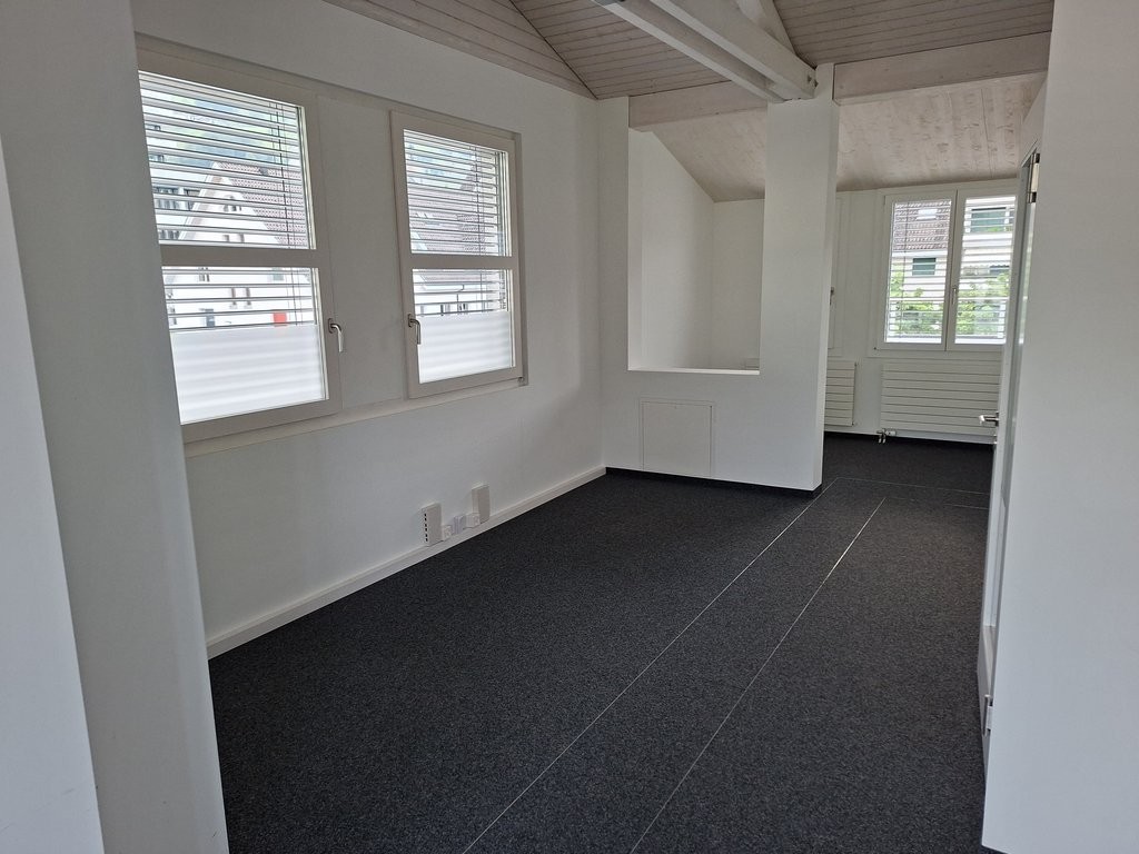 124m² office, photo 3 sur 10