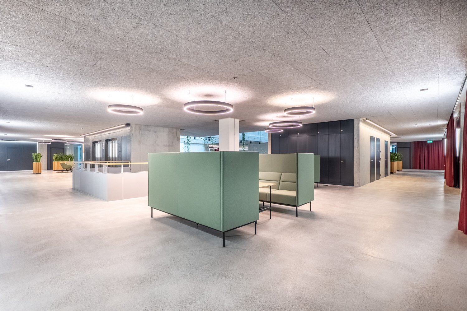 327m² bureau