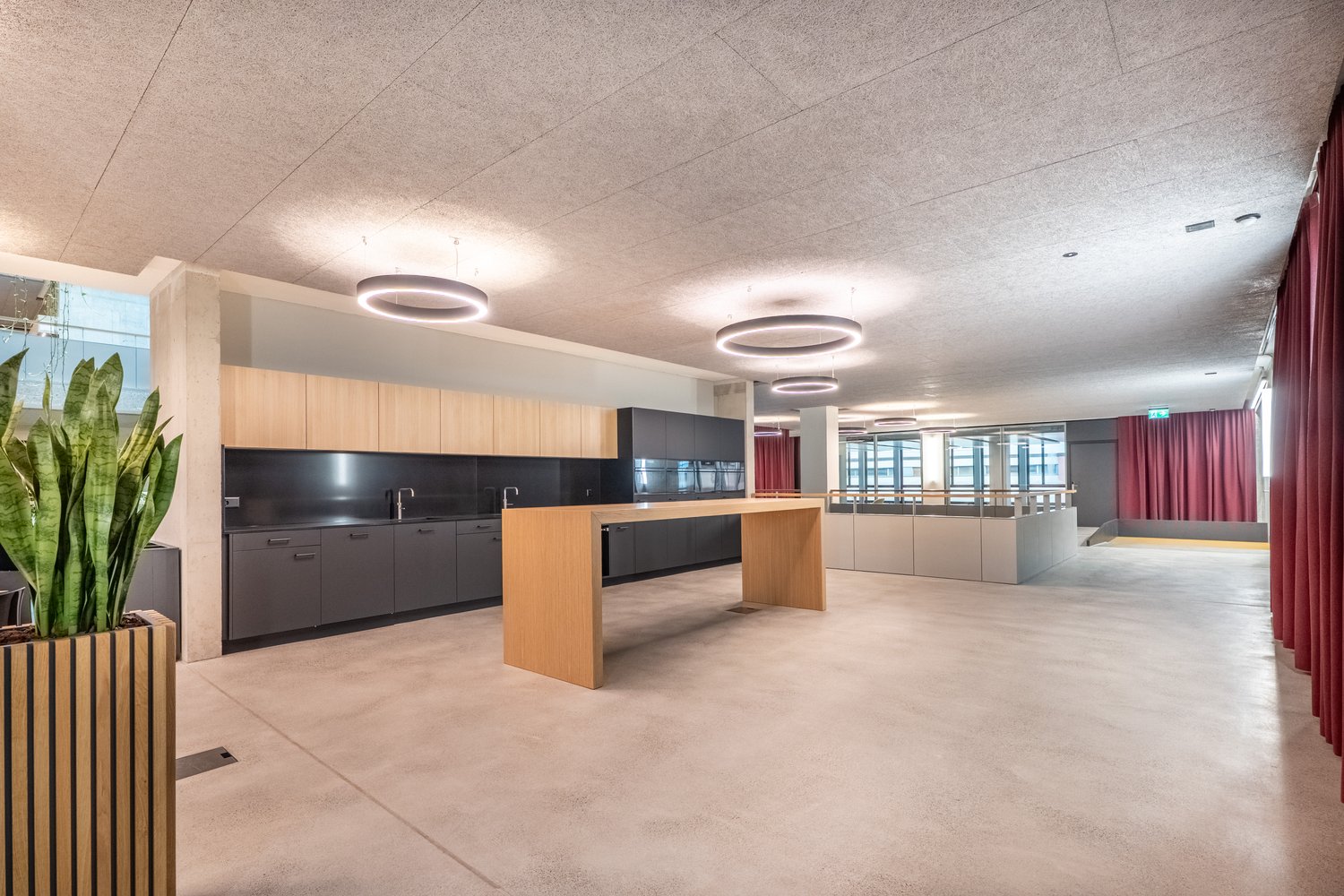 327m² bureau