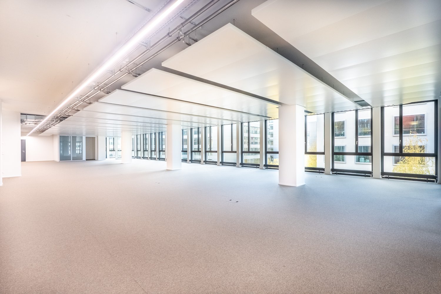 327m² bureau