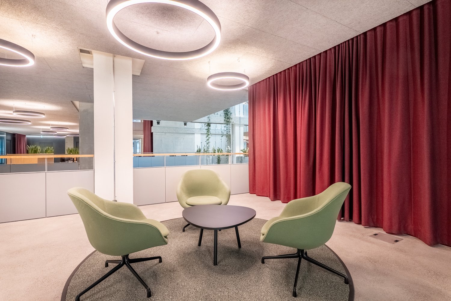 327m² bureau