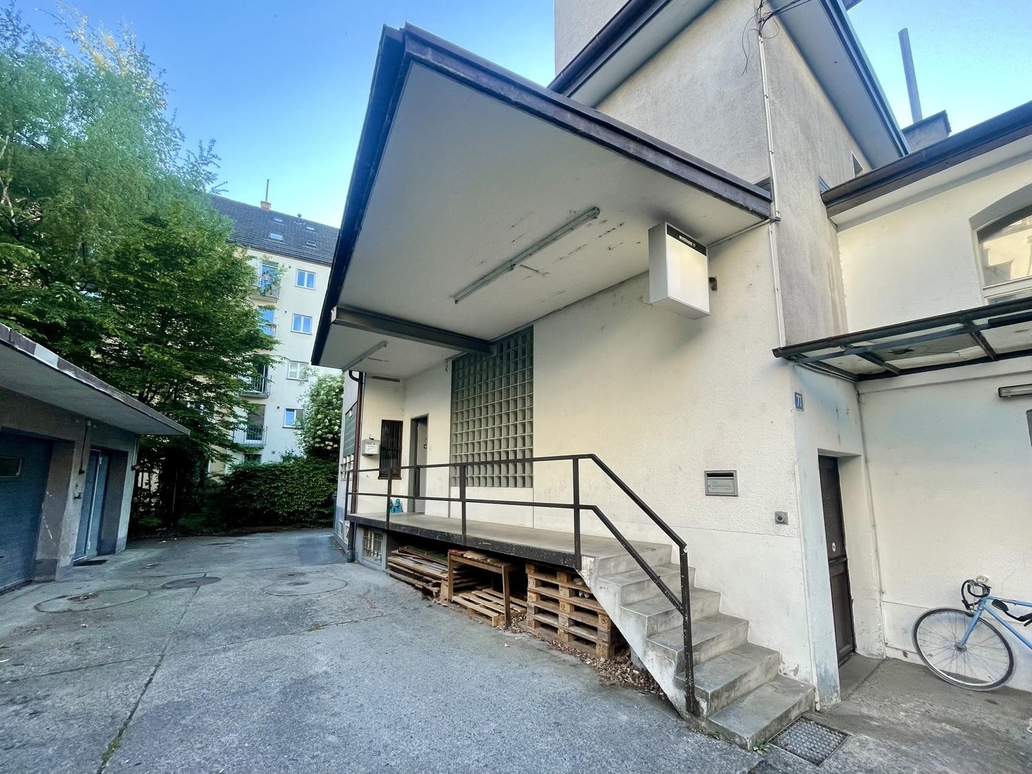 68m² bureau