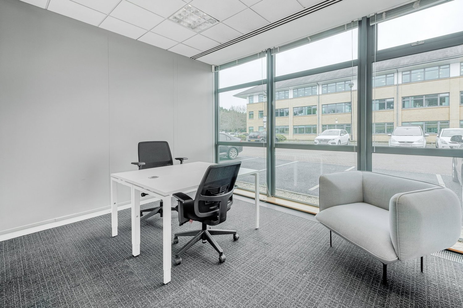 Office, photo 4 sur 10