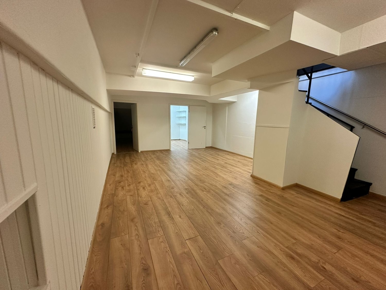 110m² shop, photo 3 sur 6