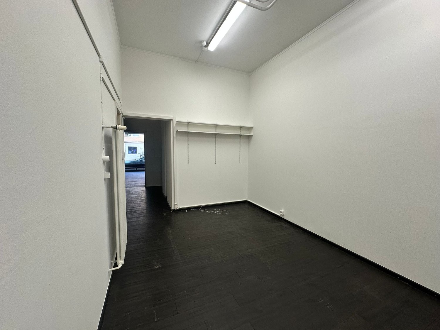 110m² shop, photo 4 sur 6