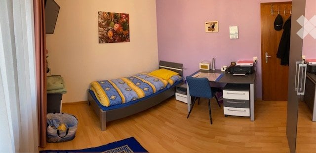1 room single room