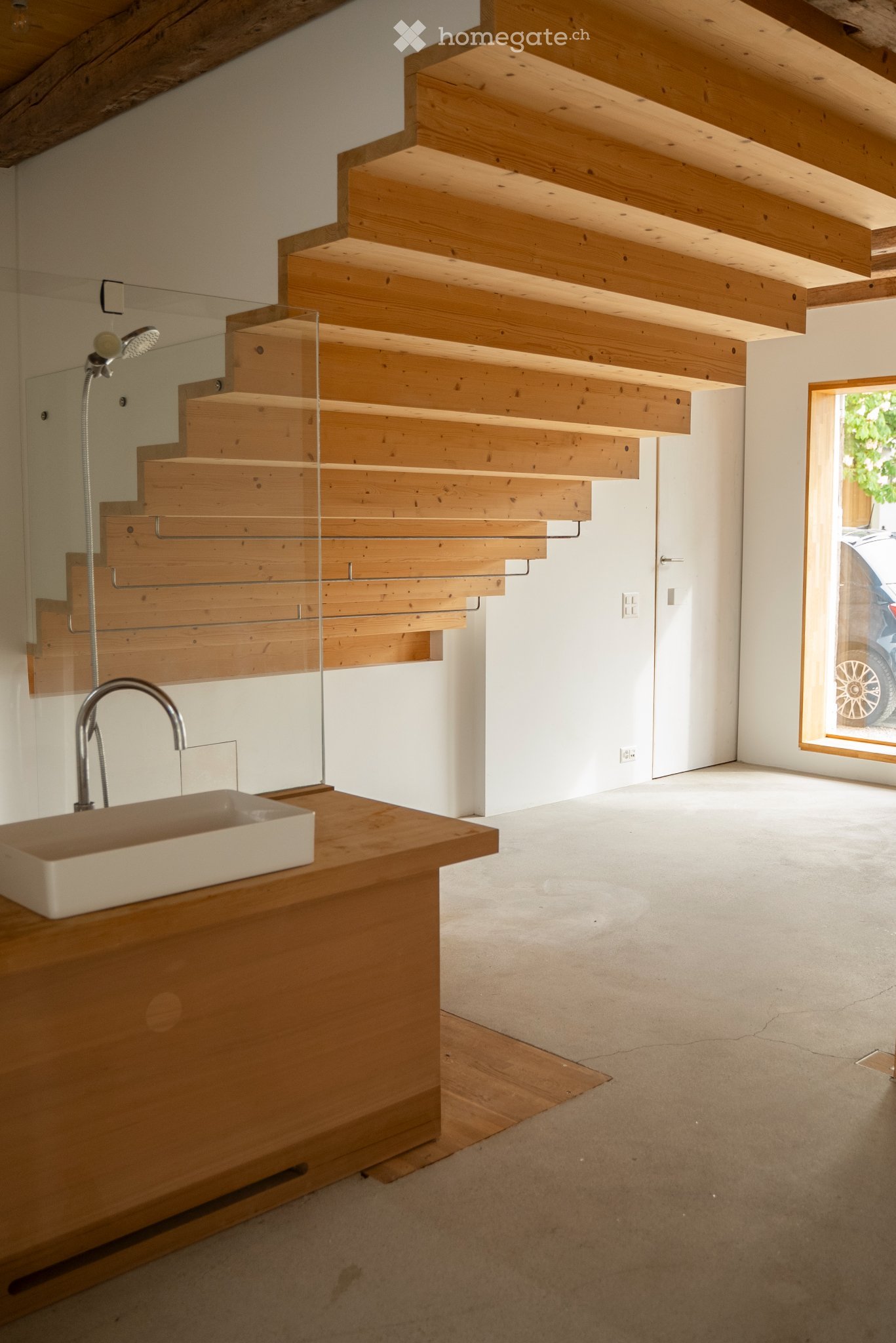 1 room single room