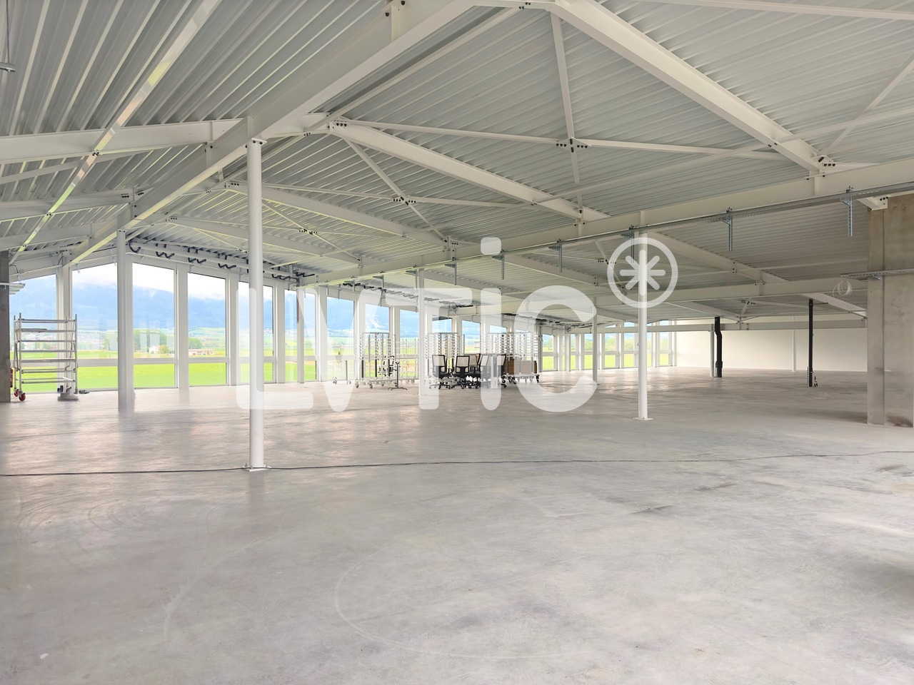 800m² office, photo 1 sur 8