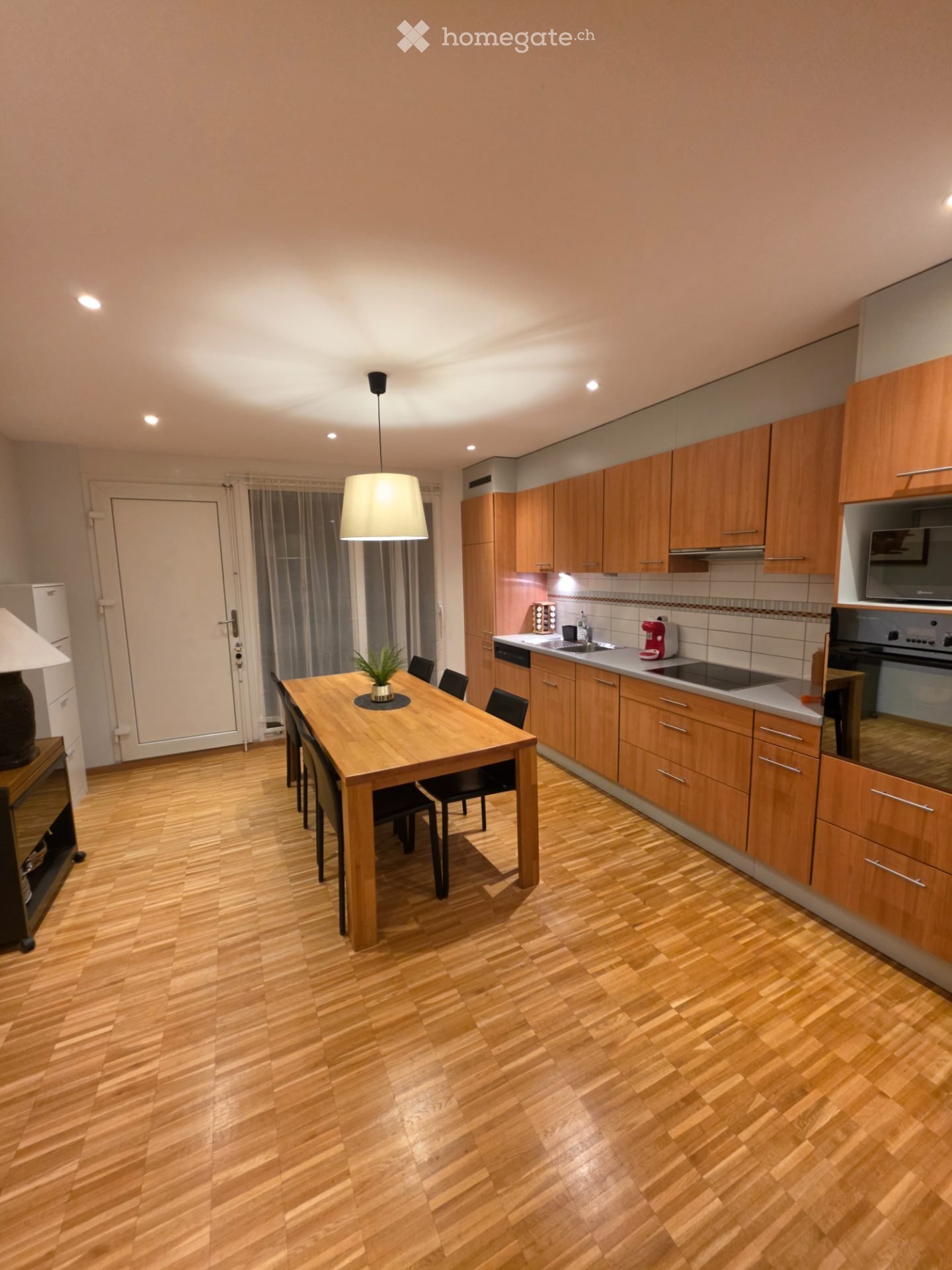 4 rooms apartment, photo 1 sur 8