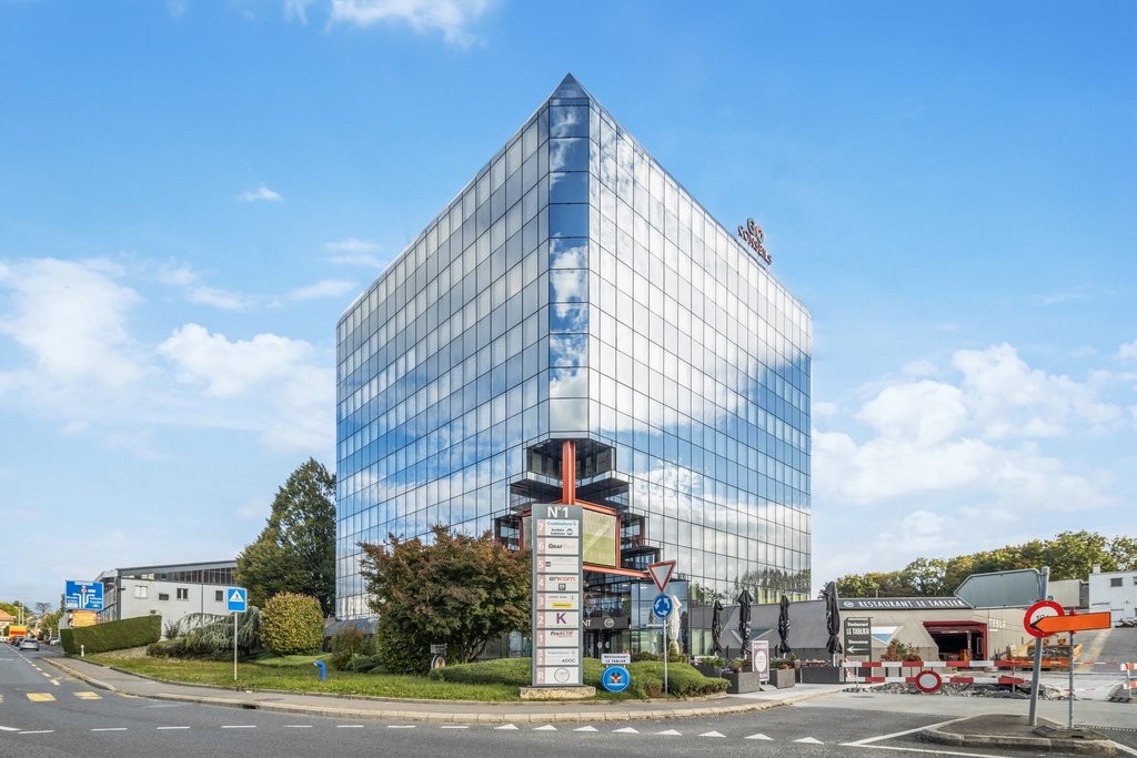 255m² office, photo 1 sur 10
