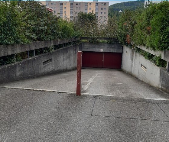 Place de parc souterraine