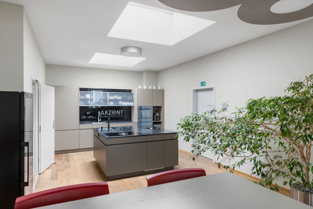 500-1000m² objet industriel, photo 7 sur 9