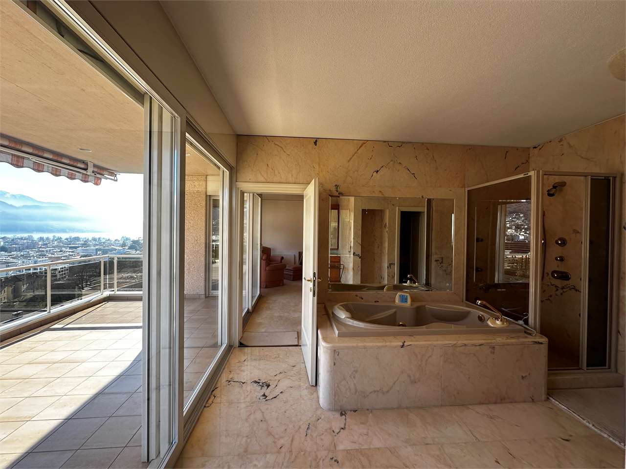 Appartement 9 pièces, photo 10 sur 10