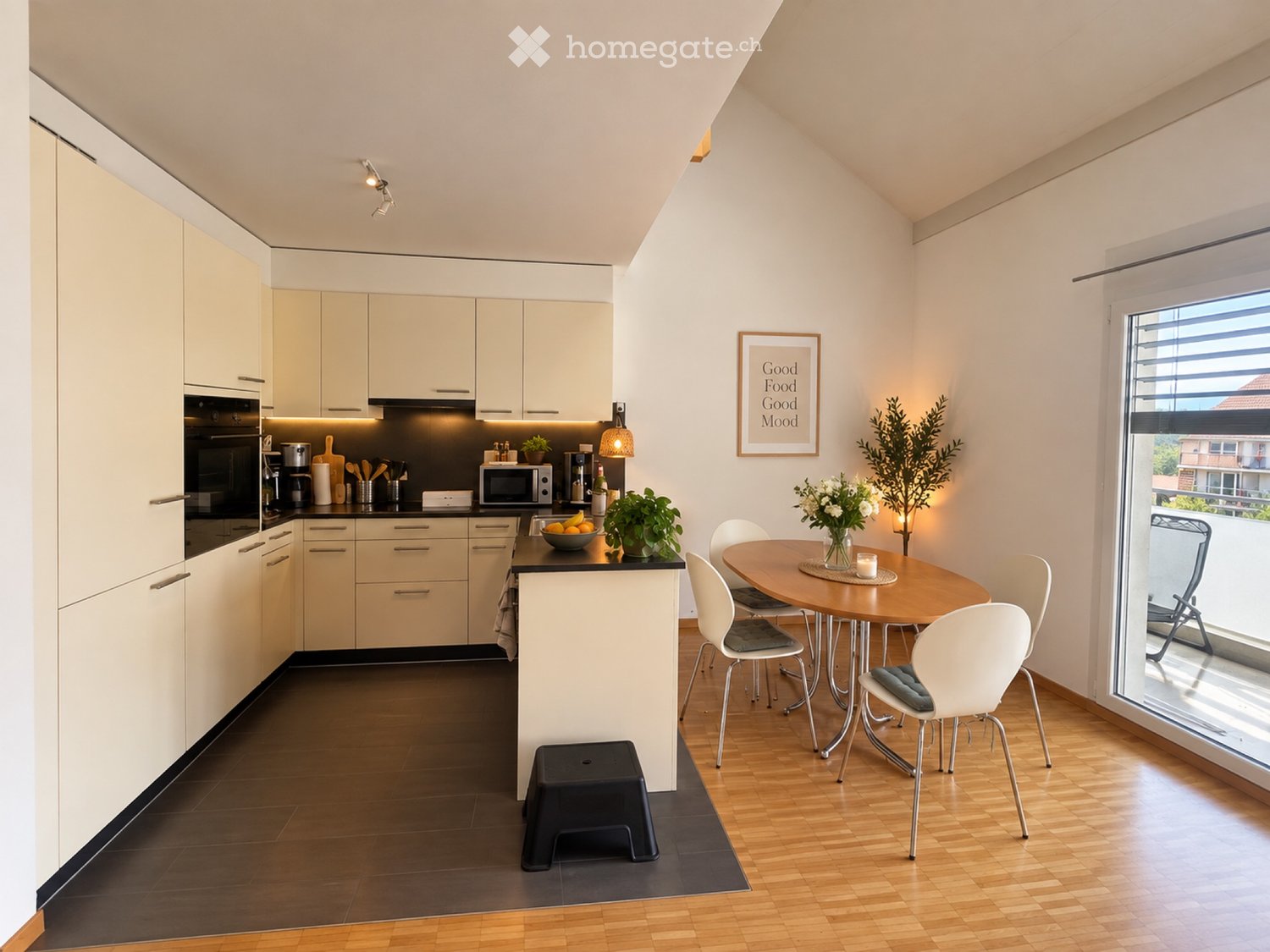 3 rooms apartment, photo 1 sur 5