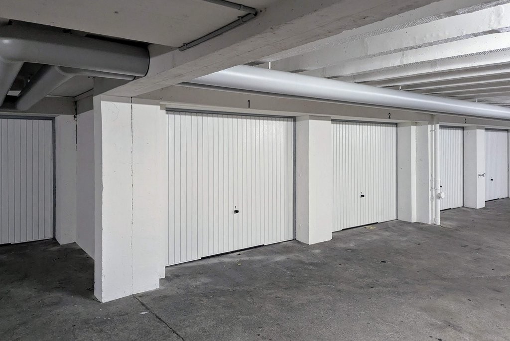 Single garage