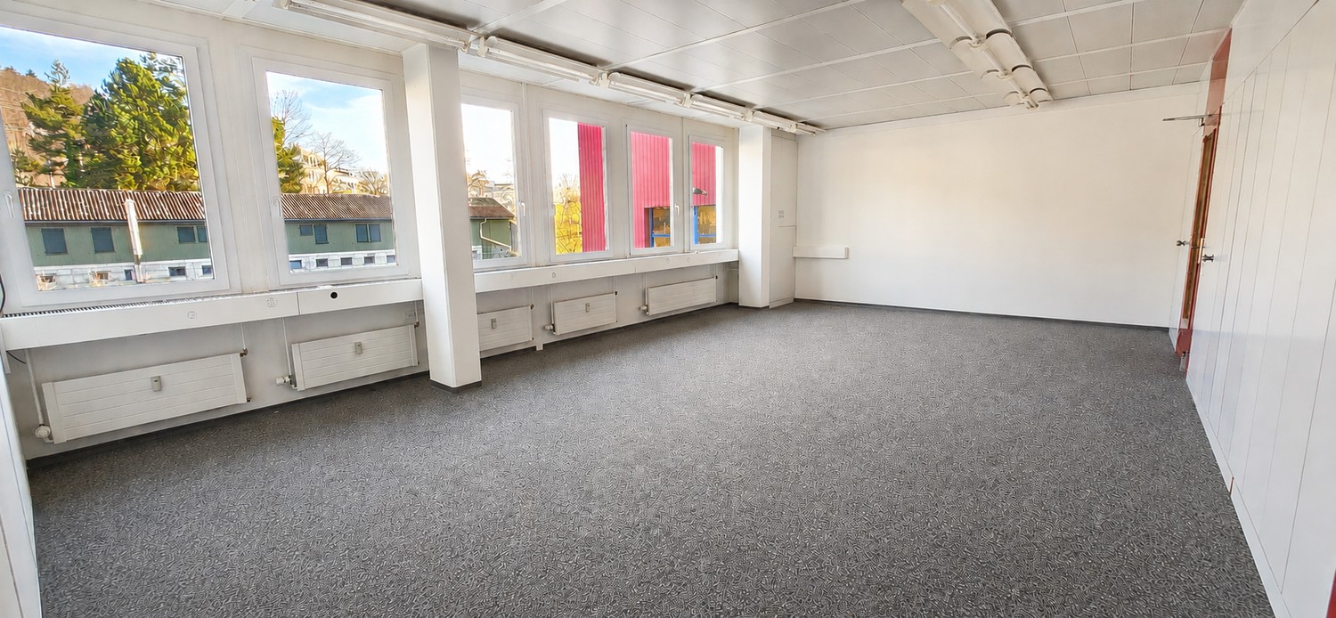 Commercial 100-205m²