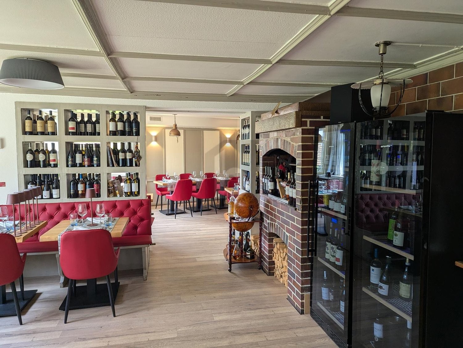300m² restaurant
