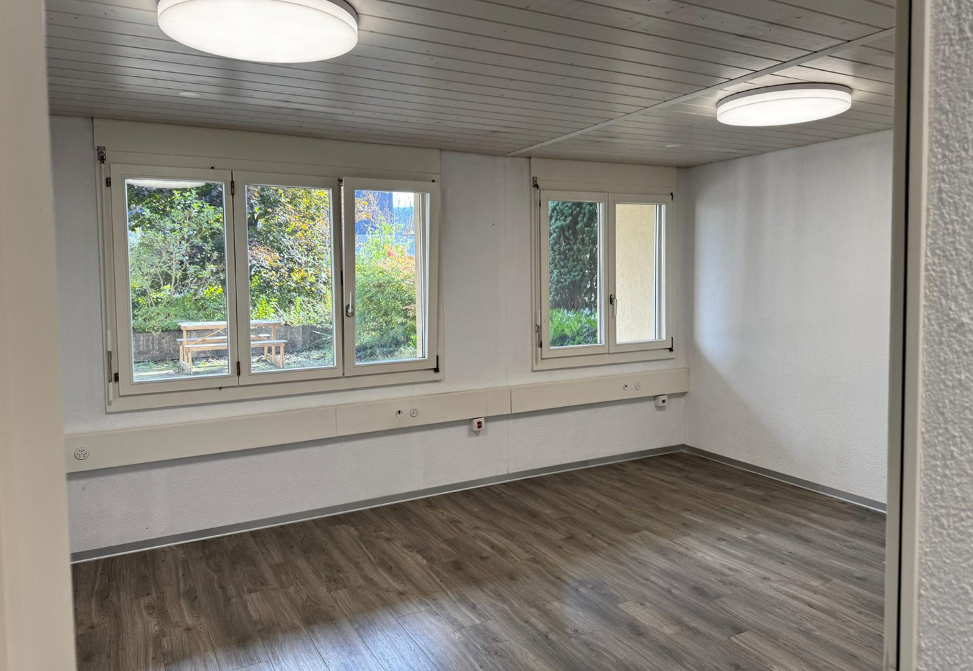 180m² bureau, photo 2 sur 10