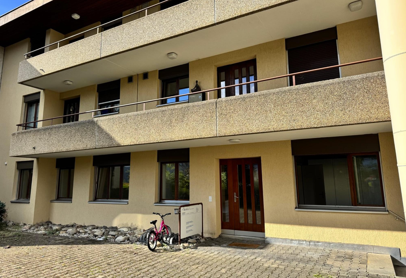 180m² bureau, photo 1 sur 10