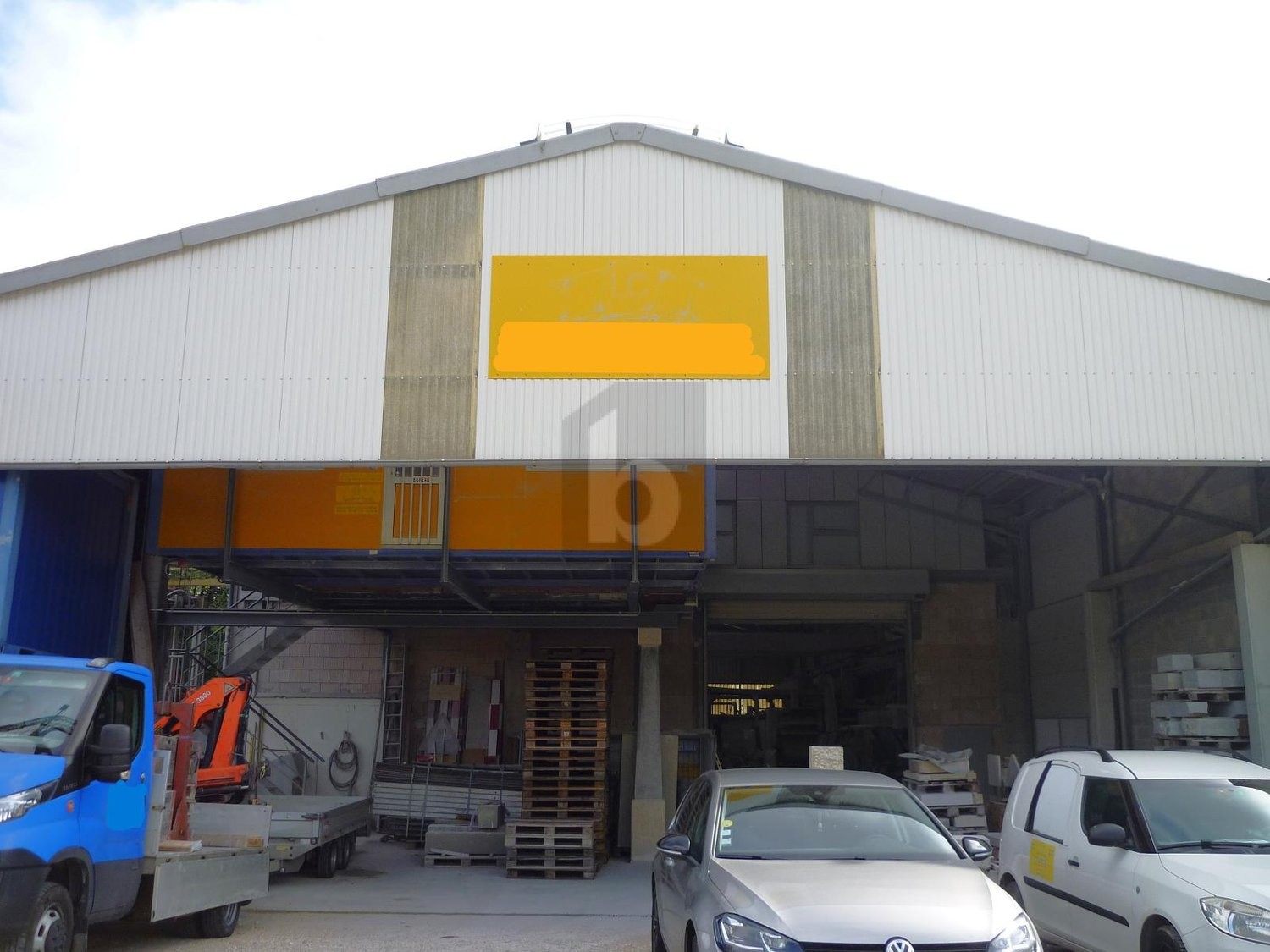 297m² industrial object, photo 2 sur 4