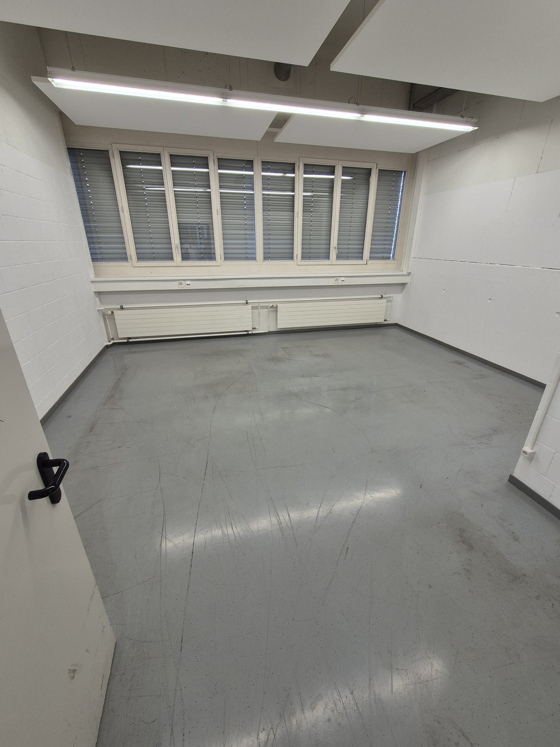 Local de stockage de 730m²