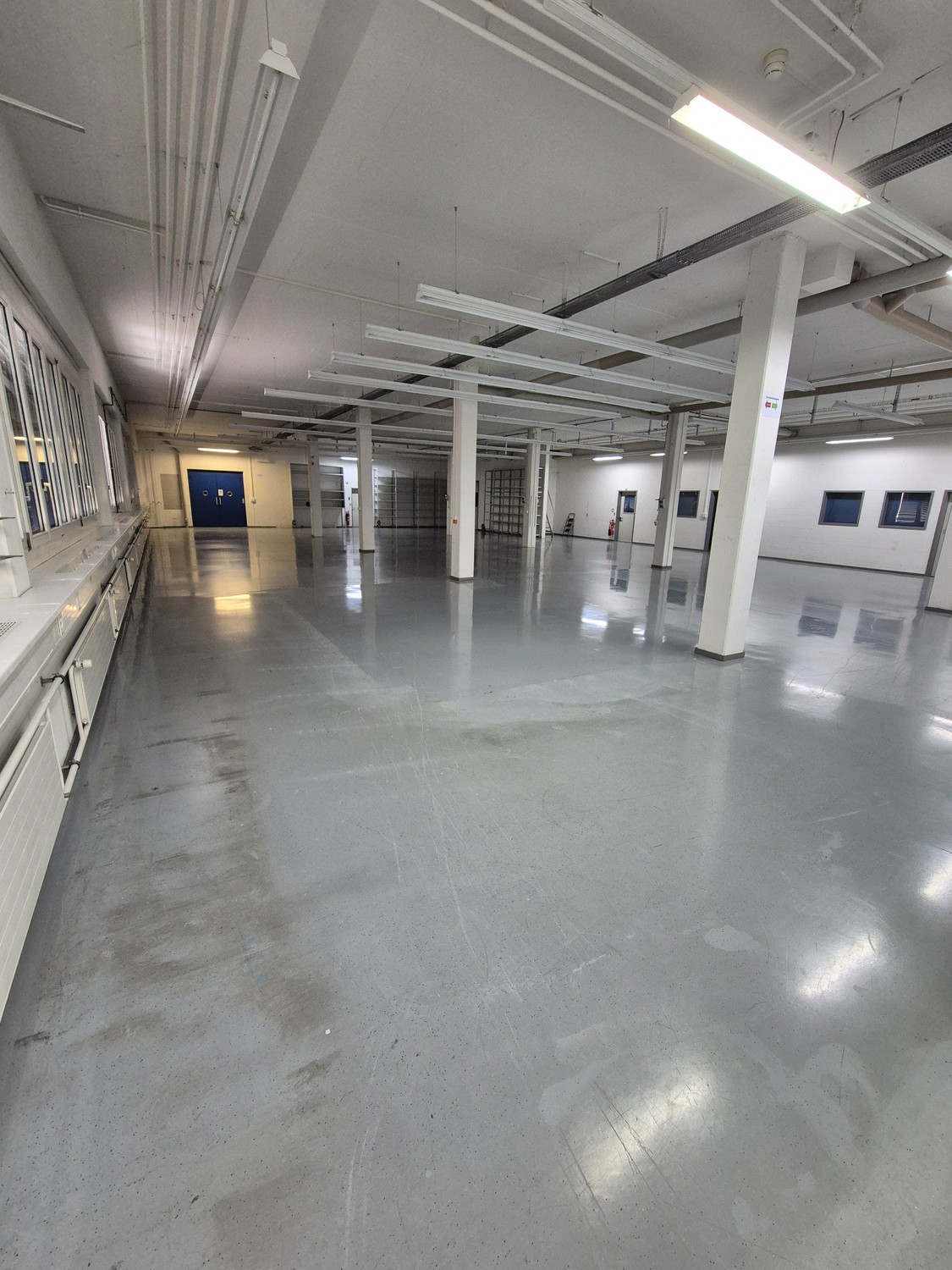 Local de stockage de 730m²