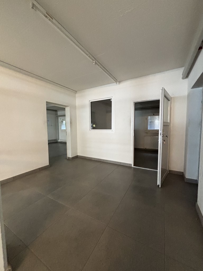 620m² commercial
