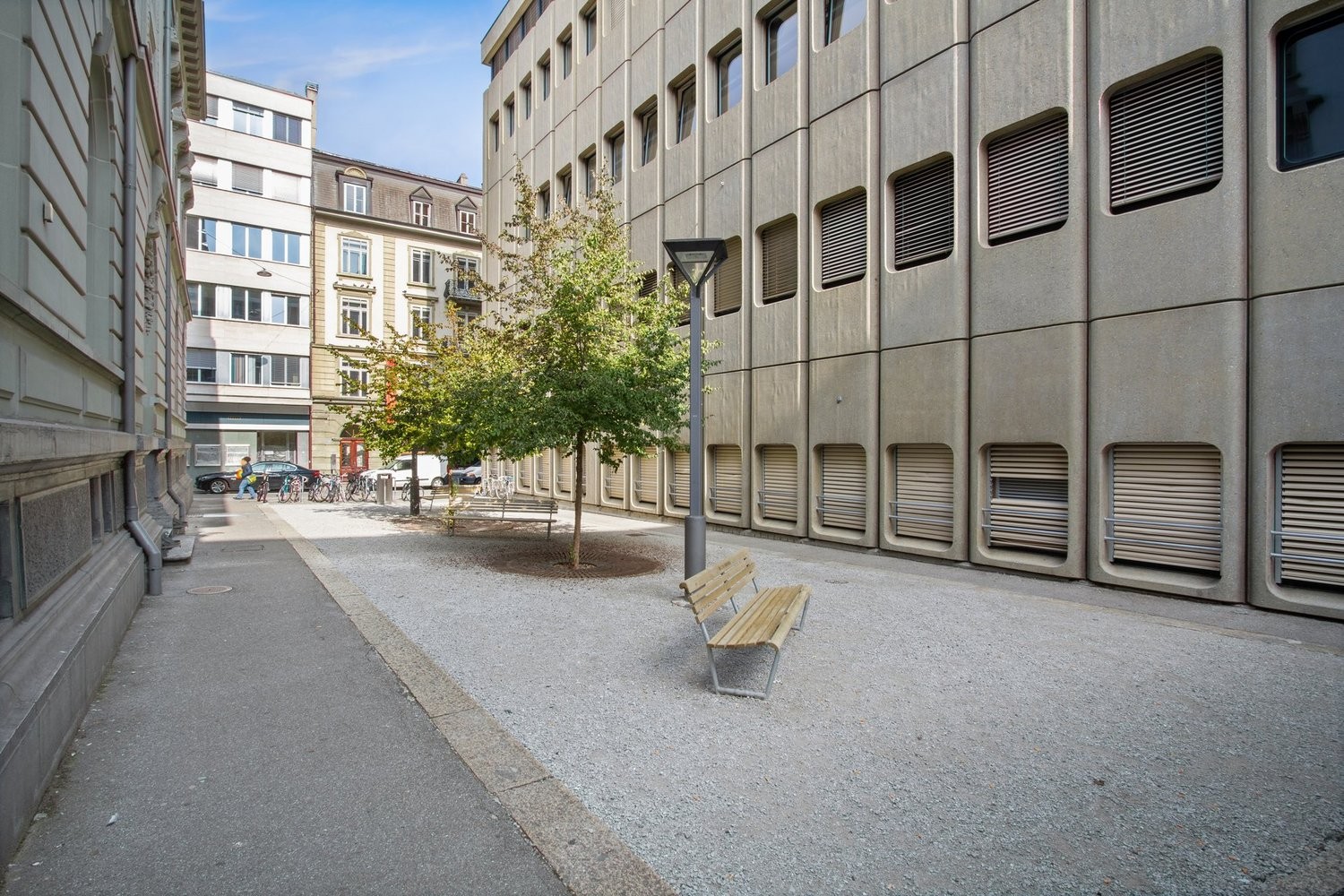 155m² office