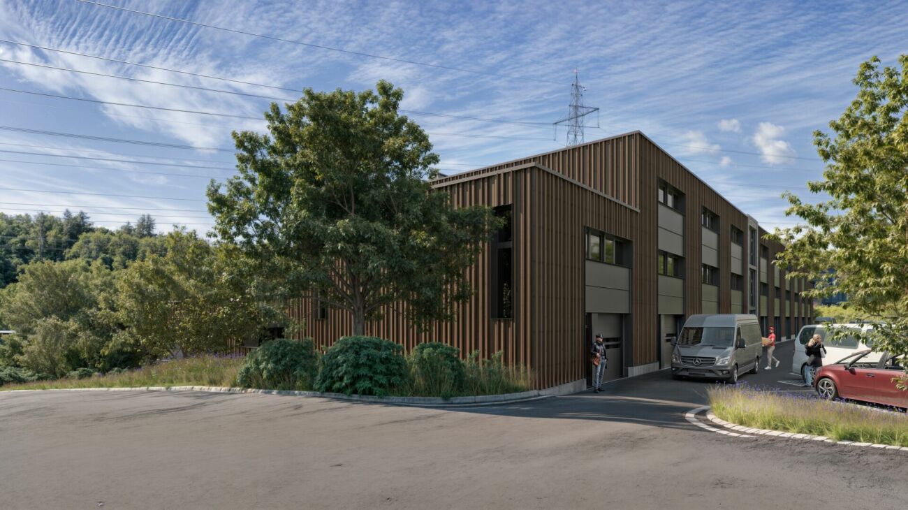 600m² office