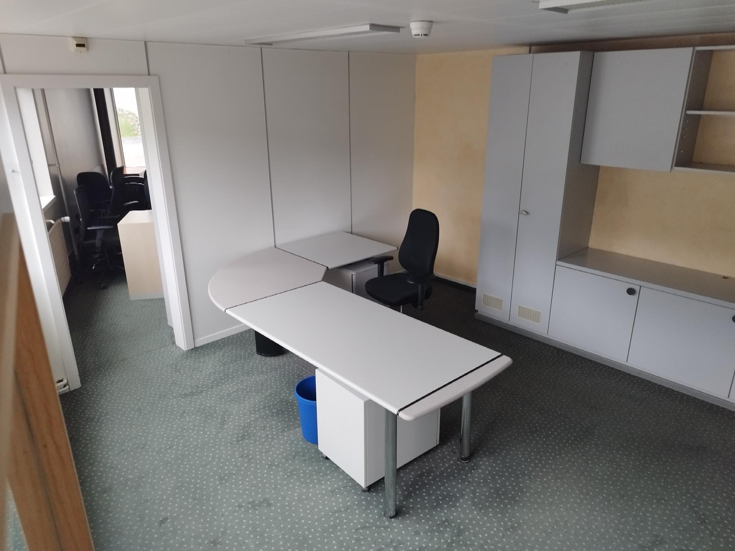 Office, photo 3 sur 10