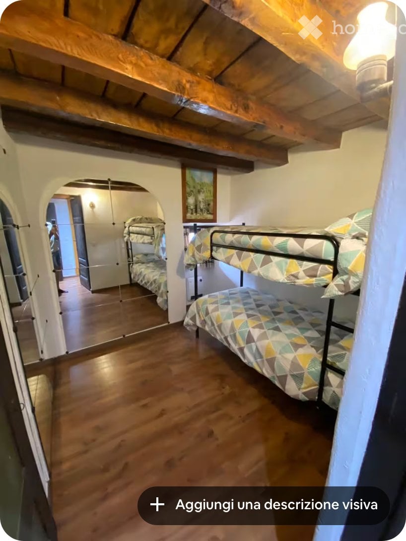 Appartement de 5 ½ pièces

Rustique accueillant entièrement meublé dans le village tranquille d'Isone, entouré par la nature.
Le logement est réparti sur deux niveaux et dispose d'une chambre double, d'une petite chambre, d'un salon, d'une cuisine équipée et d'une salle de bain, ainsi que d'un lave-, photo 4 sur 5