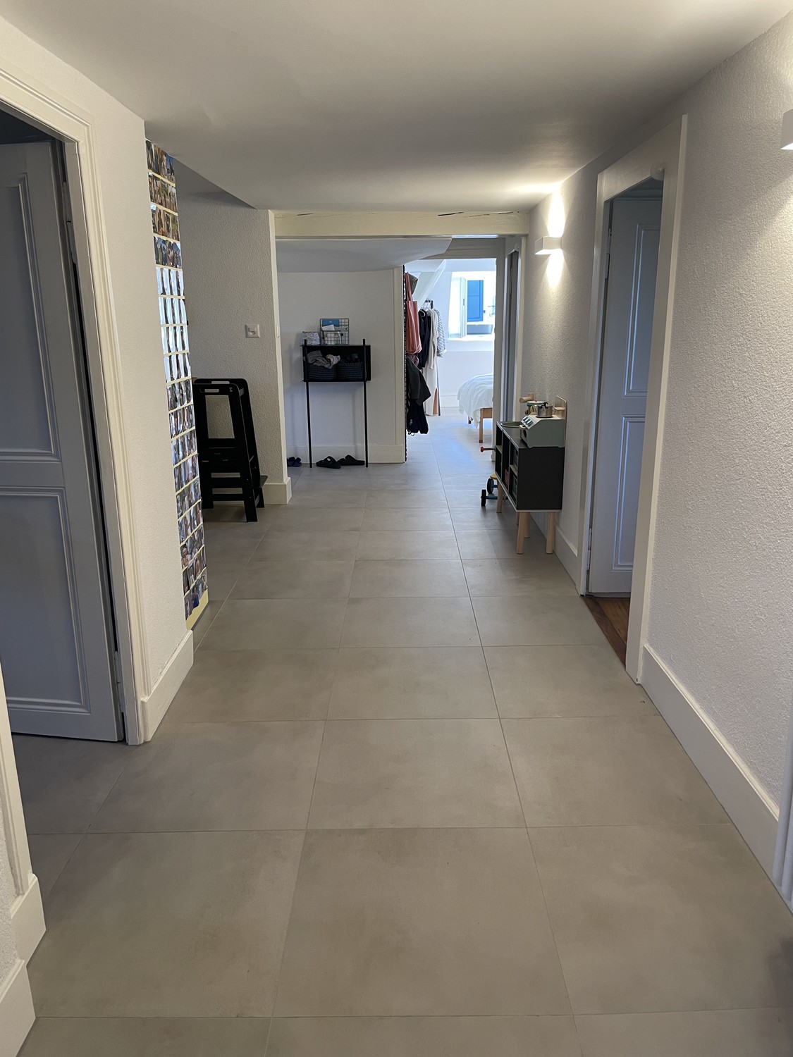 5 rooms apartment
