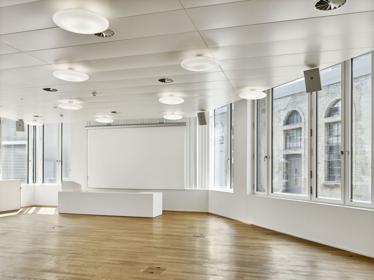 815m² bureau