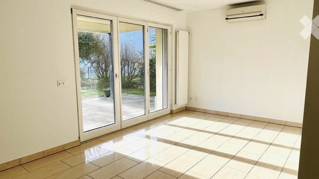 4 pièces appartement, photo 2 sur 8