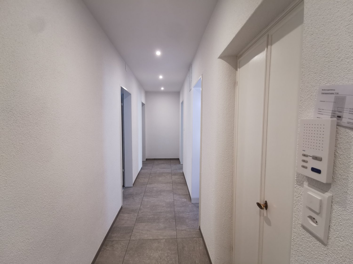 Appartement de 3 pièces, photo 1 sur 10