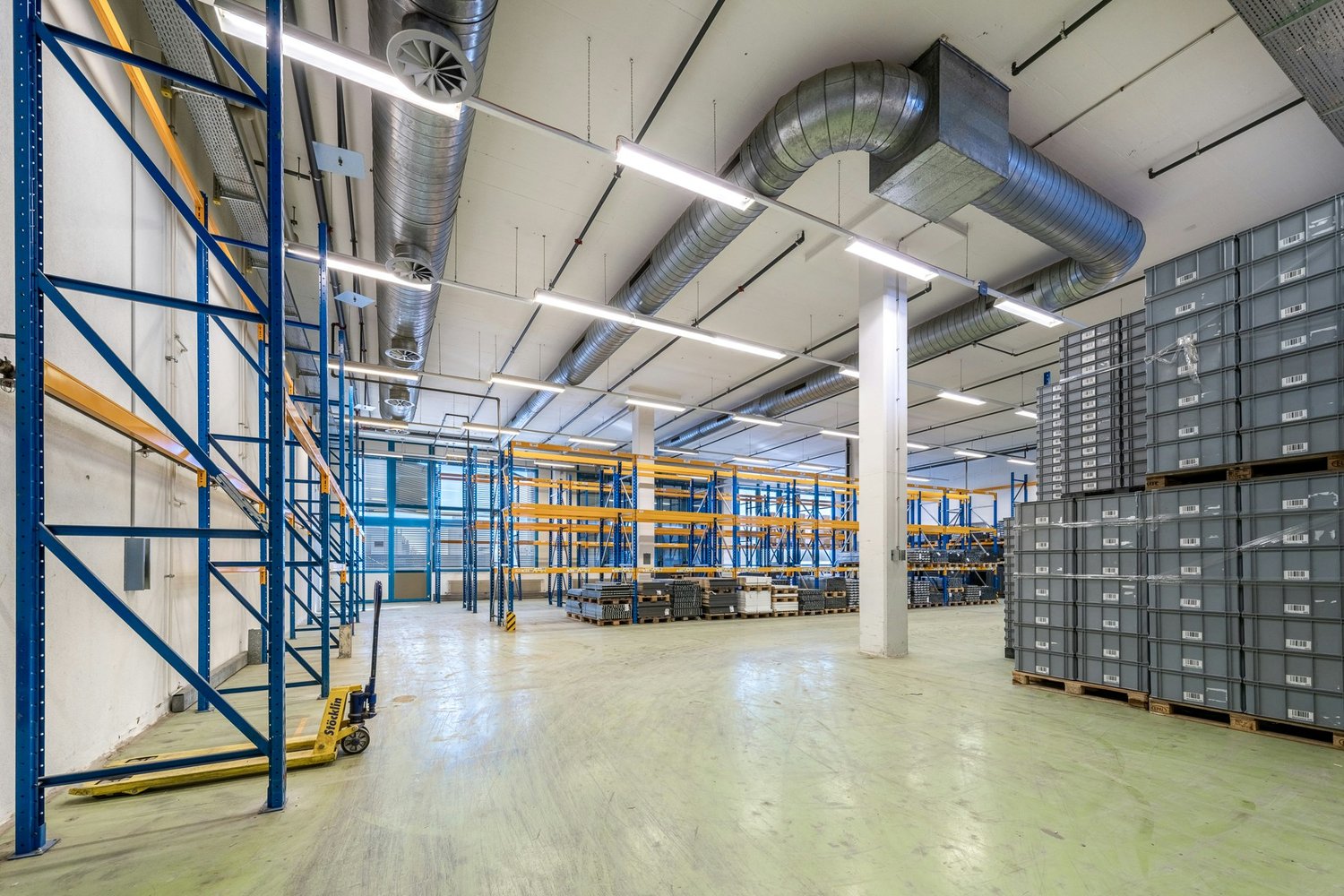 2500m² commercial, photo 8 sur 10