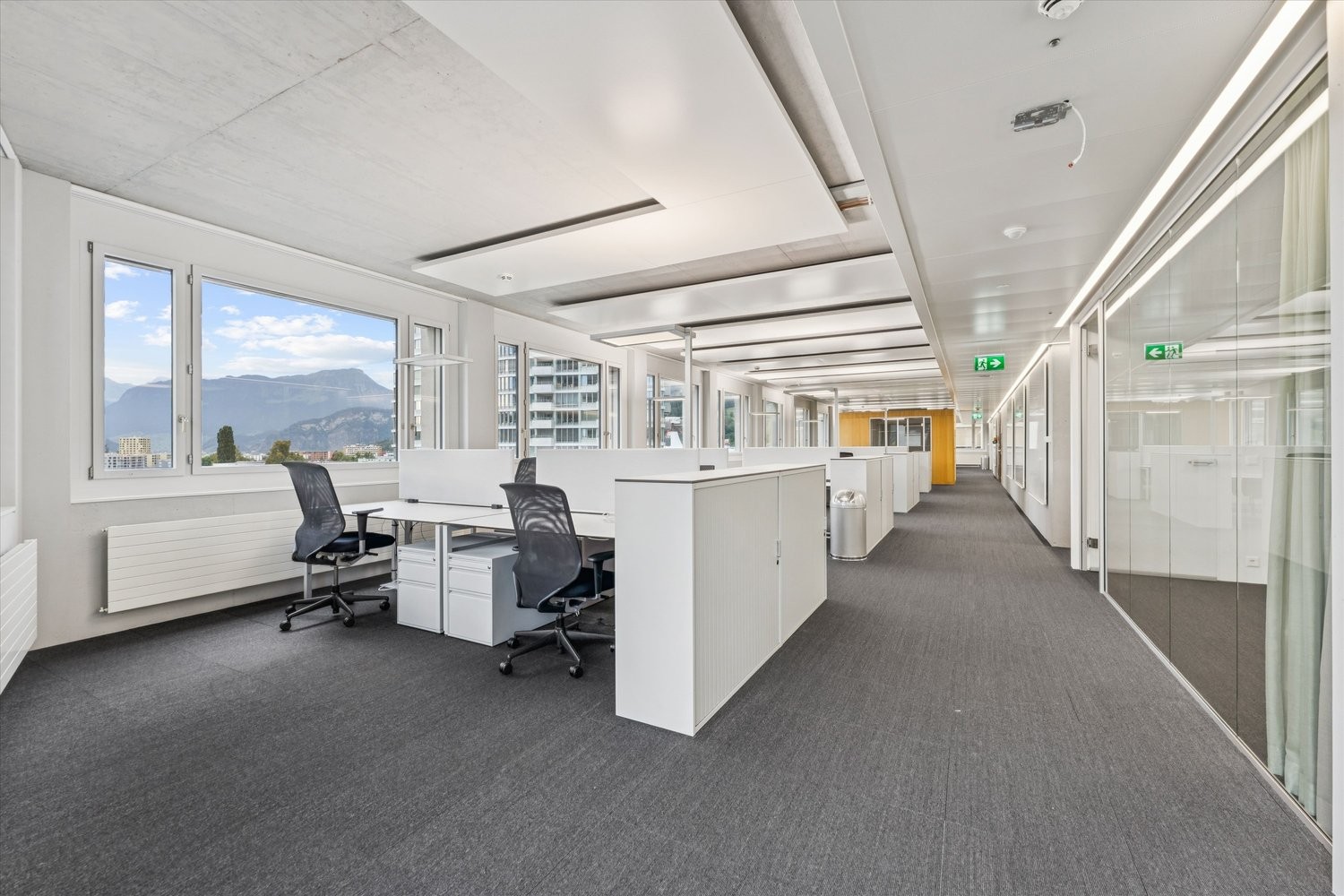 613m² bureau