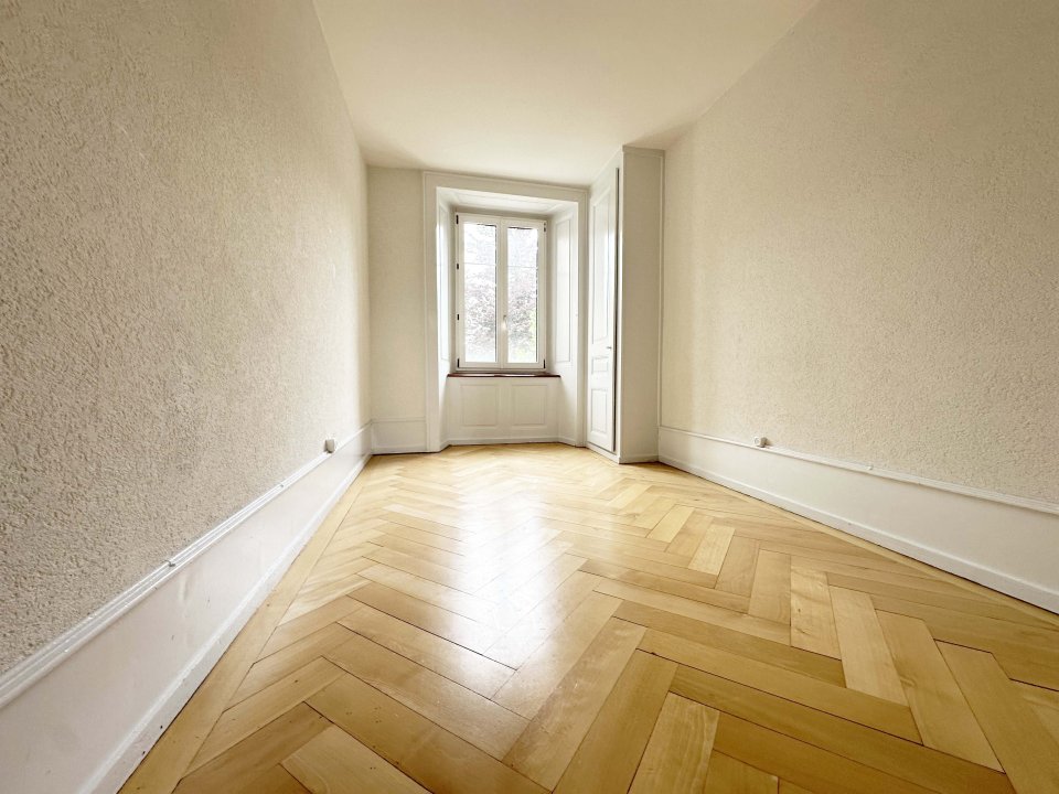 5 rooms apartment, photo 1 sur 3