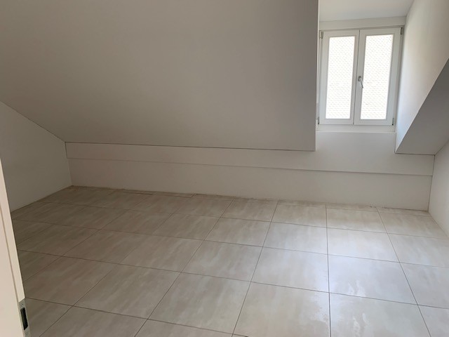 Appartement en duplex de 2 ½ pièces sous les combles, photo 3 sur 10