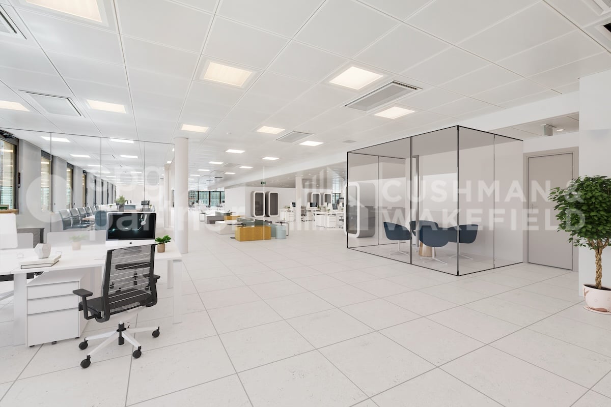1240m² office