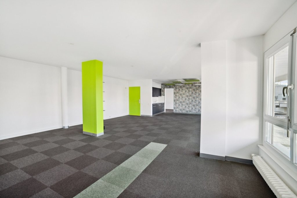 161m² office