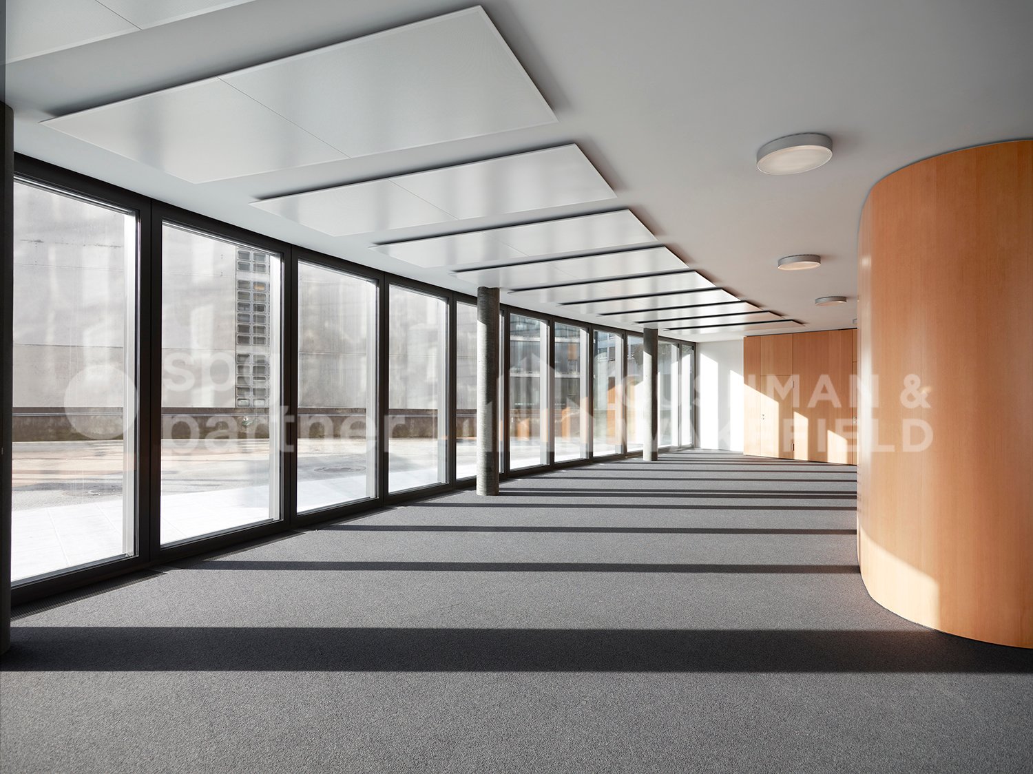 1800m² office