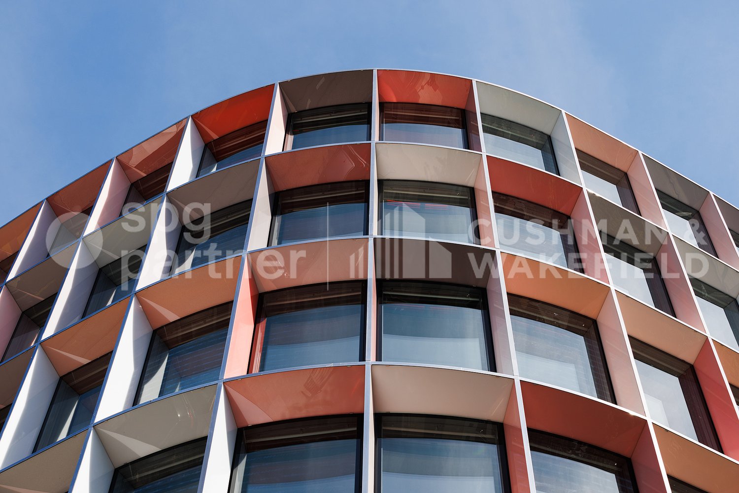 1800m² office