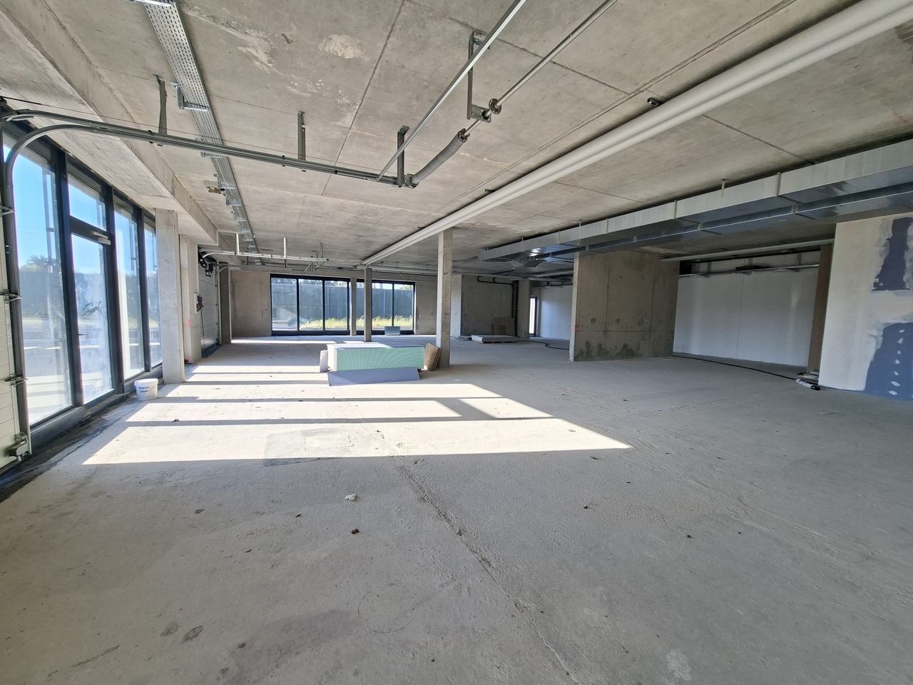451m² commercial, photo 7 sur 8
